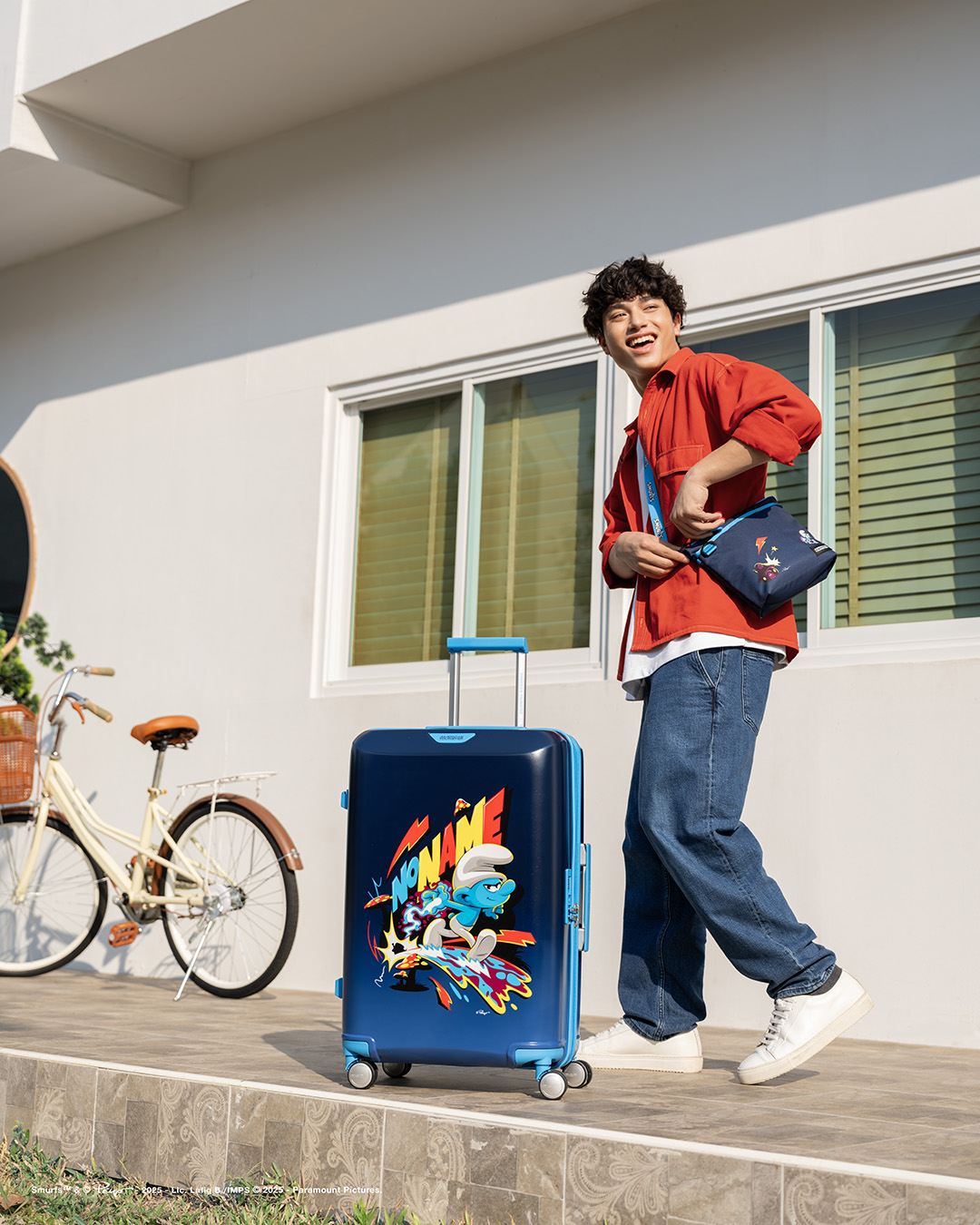 THE SMURFS SACOCHE BAG  lifestyle | American Tourister