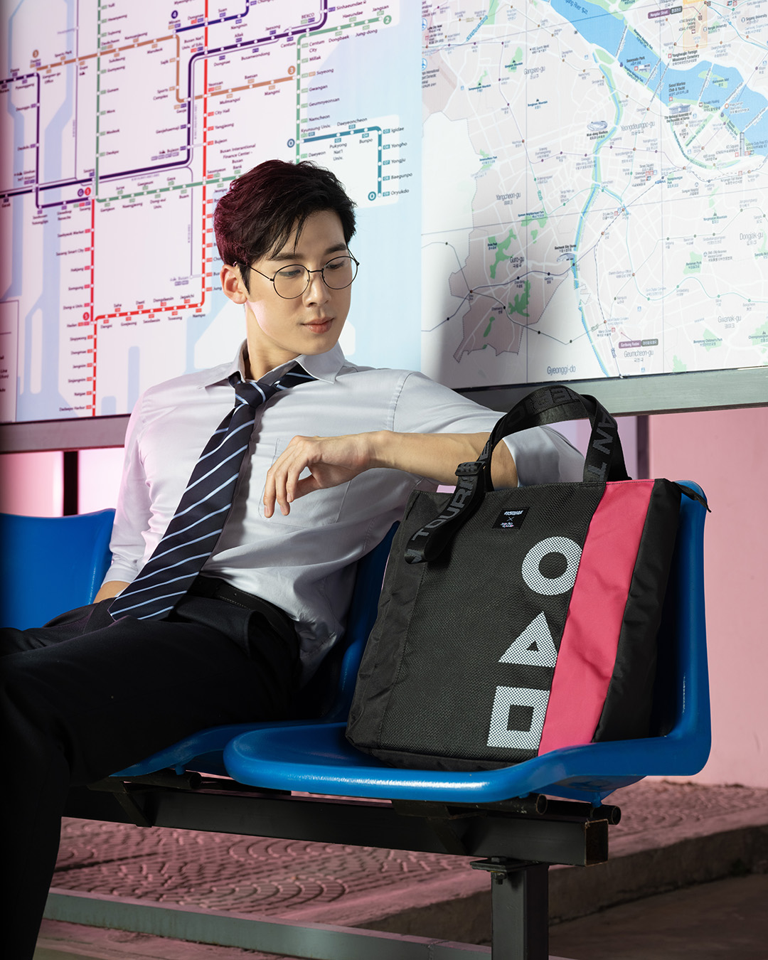 SQUID GAME TOTE BAG  lifestyle | American Tourister