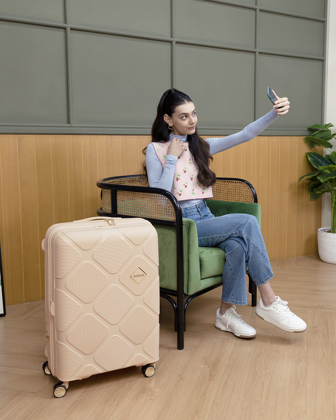 INSTAGON 3P SET A(SP55/69/81 E T)  lifestyle | American Tourister